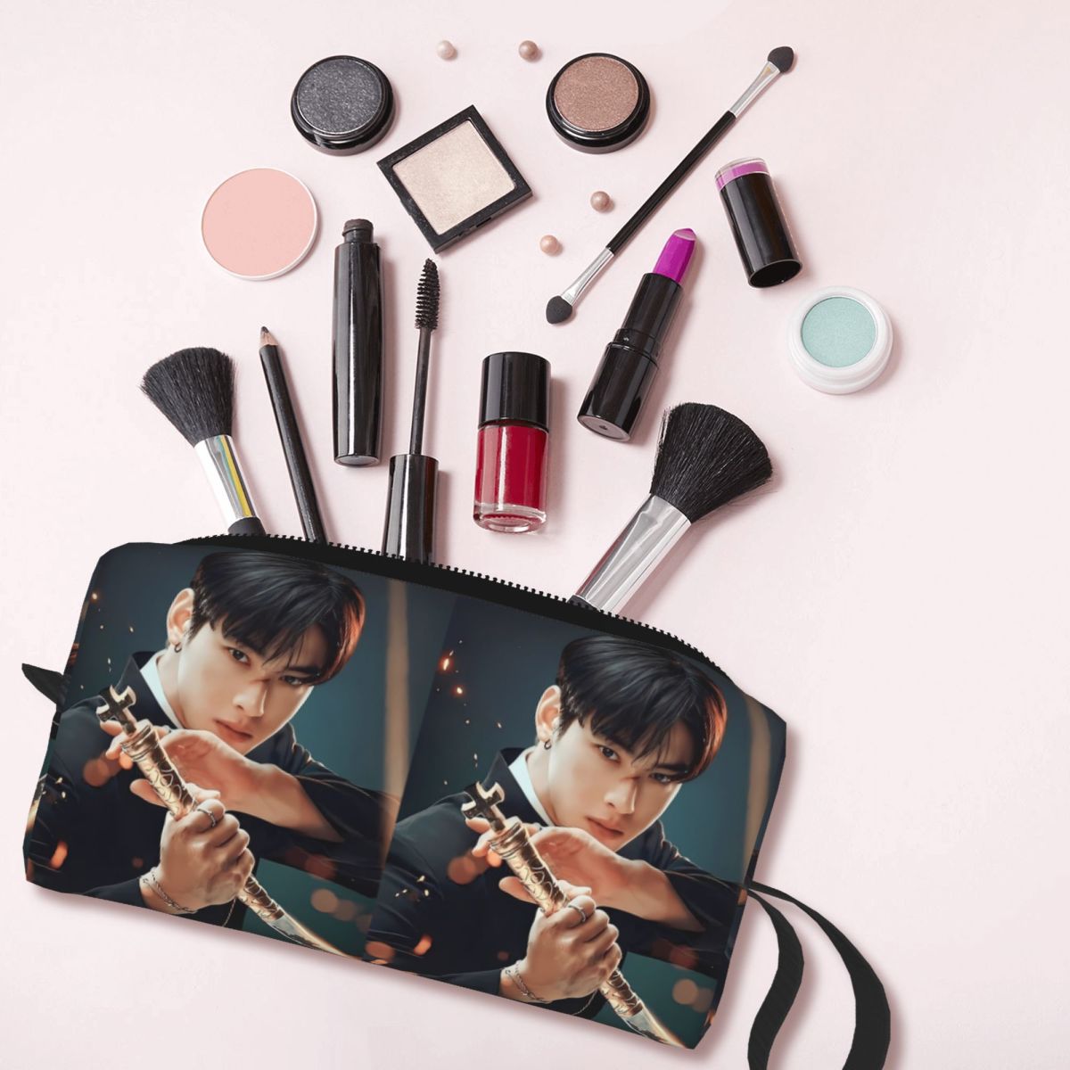 Kotak Pensil Cha Eunwoo untuk  - Stationery And Office Supply Chain ulasan dan harga
